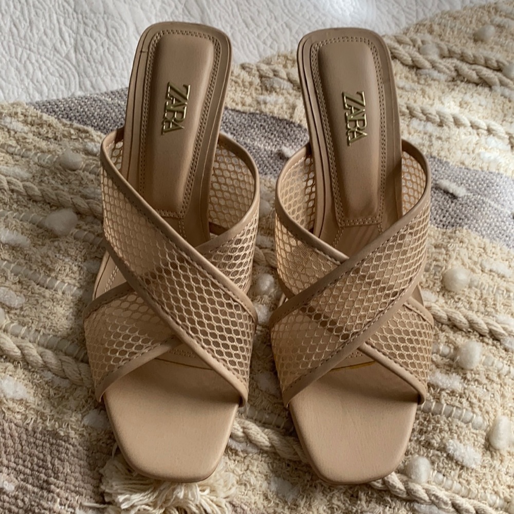 Zara mules mint condition